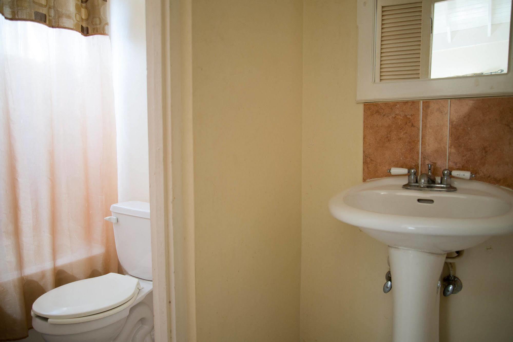 Hatfield South Villa Монтего Бей Екстериор снимка