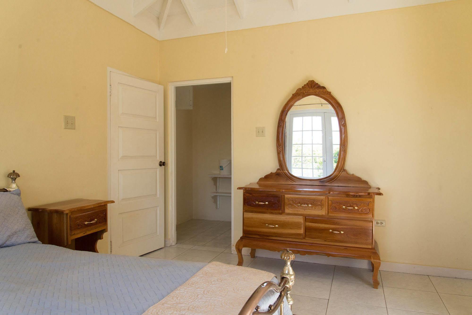 Hatfield South Villa Монтего Бей Екстериор снимка