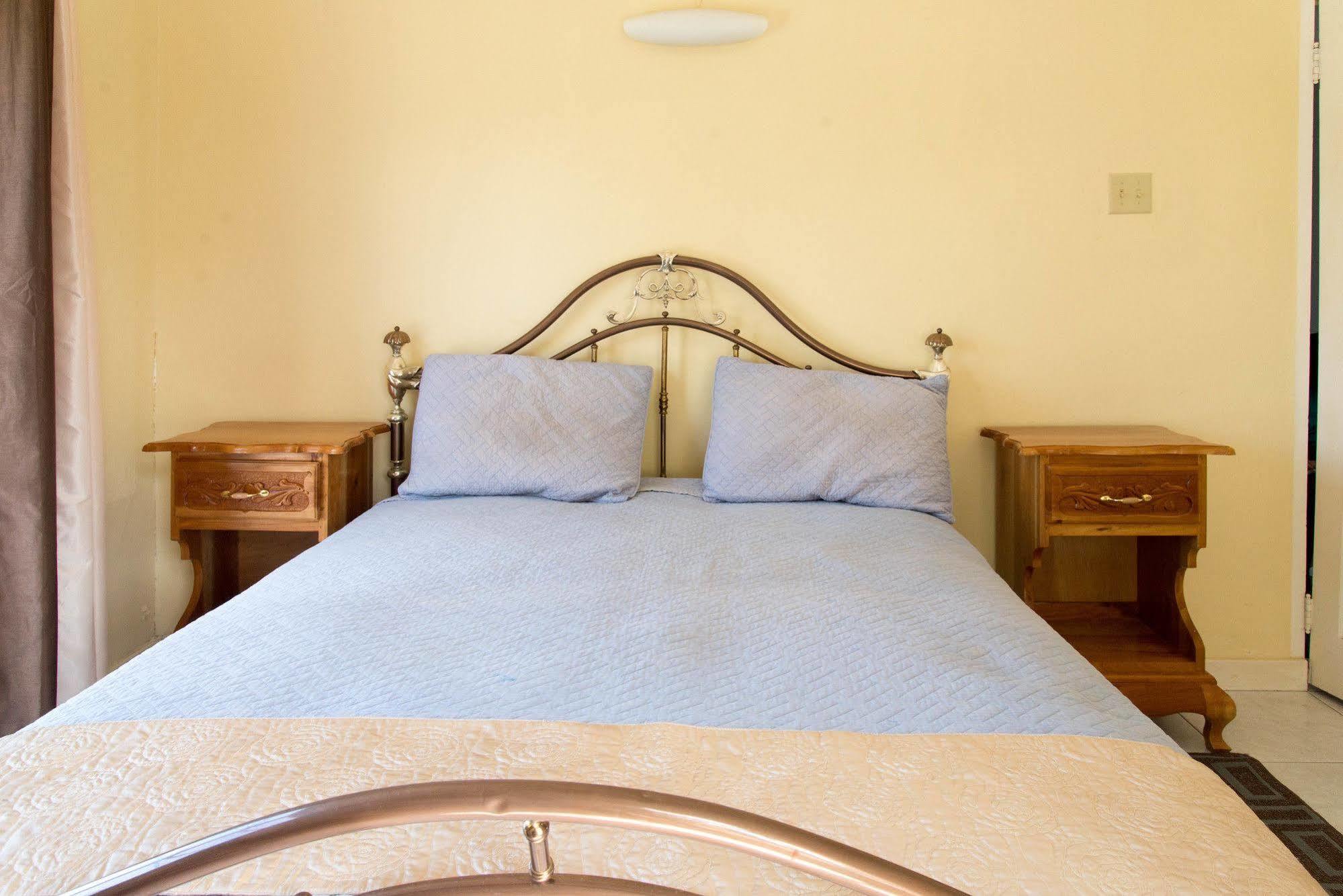 Hatfield South Villa Монтего Бей Екстериор снимка