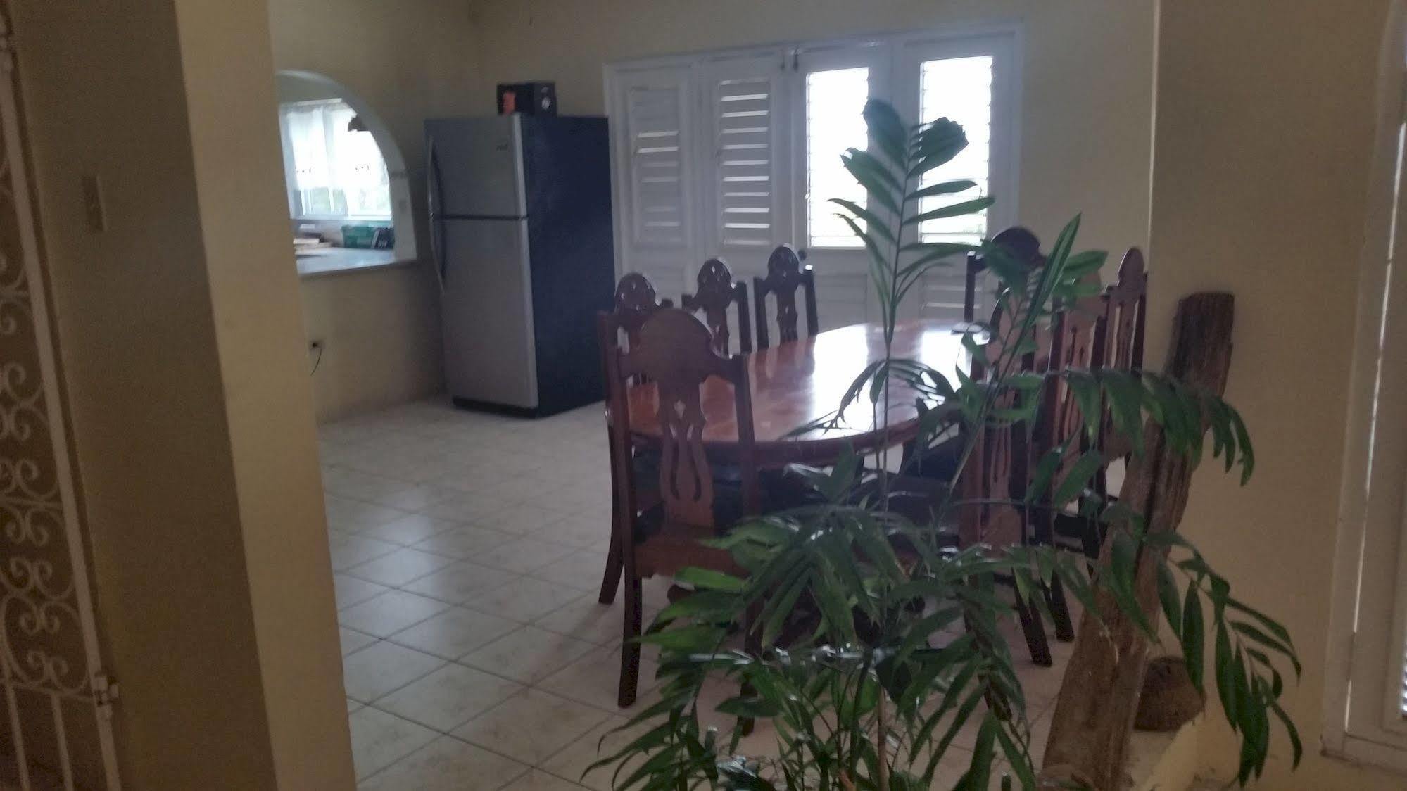 Hatfield South Villa Монтего Бей Екстериор снимка